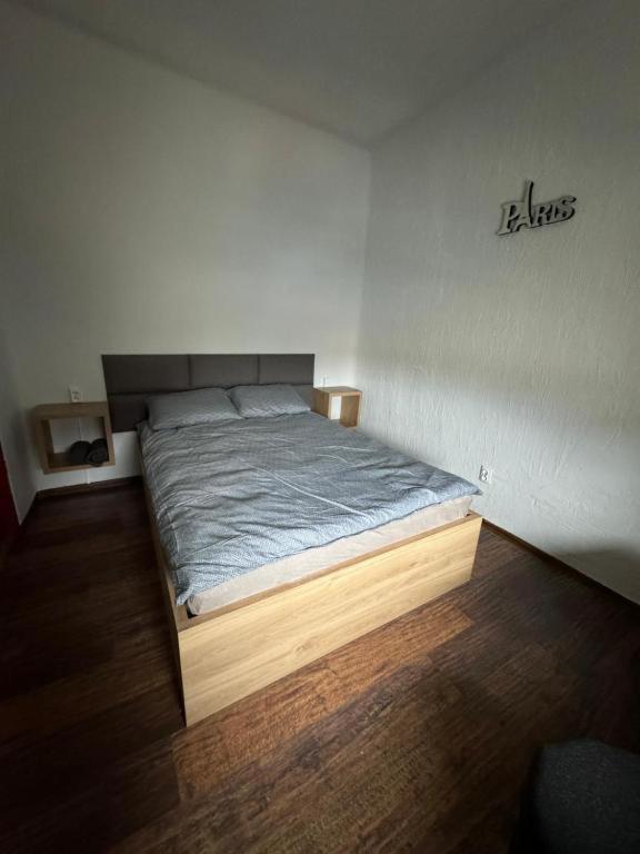 Hotelowe Pokoje Paris -Rynek Centrum- City One Kielce Dış mekan fotoğraf
