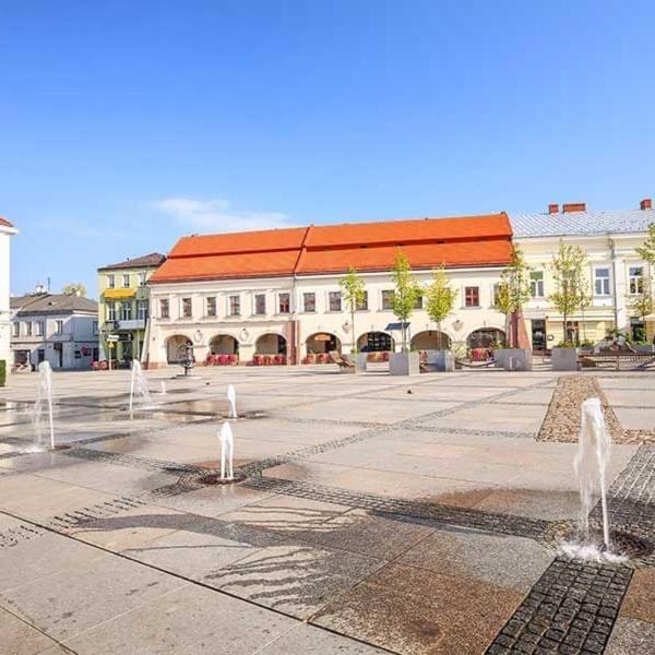 Hotelowe Pokoje Paris -Rynek Centrum- City One Kielce Dış mekan fotoğraf